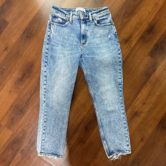 Abercrombie & Fitch Curve Love The Mom High Rise Jeans Acid Wash Casual Sz 26/2s - Picture 2 of 8